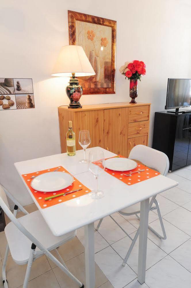 Blue Lagon Five Stars Holiday House Νίκαια Εξωτερικό φωτογραφία